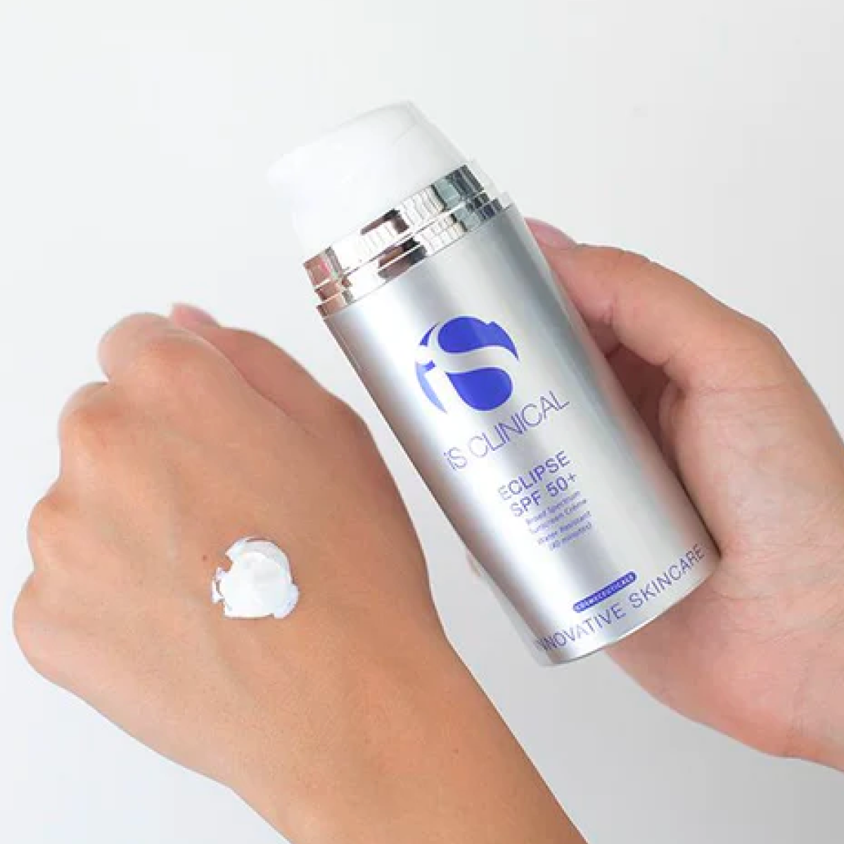 iS Clinical Eclipse SPF50+ (Translucent)