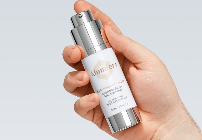 The 8 Best AHA & Glycolic Exfoliants in Canada, Ranked (2026 Clinical Guide)