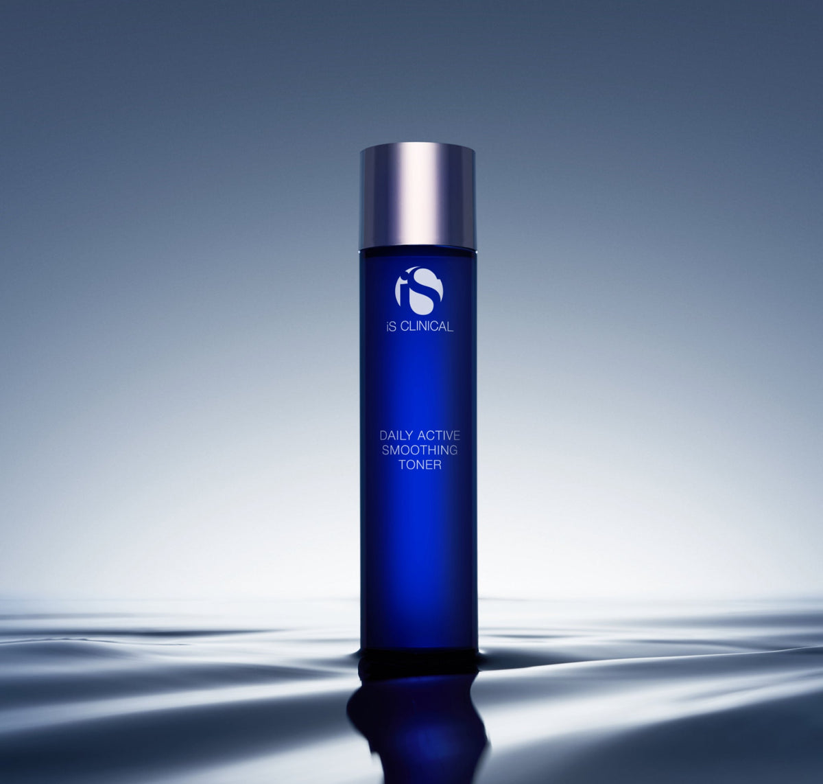iS Clinical Daily Active Smoothing Toner key ingredients salicylic acid, mandelic acid, PHA complex