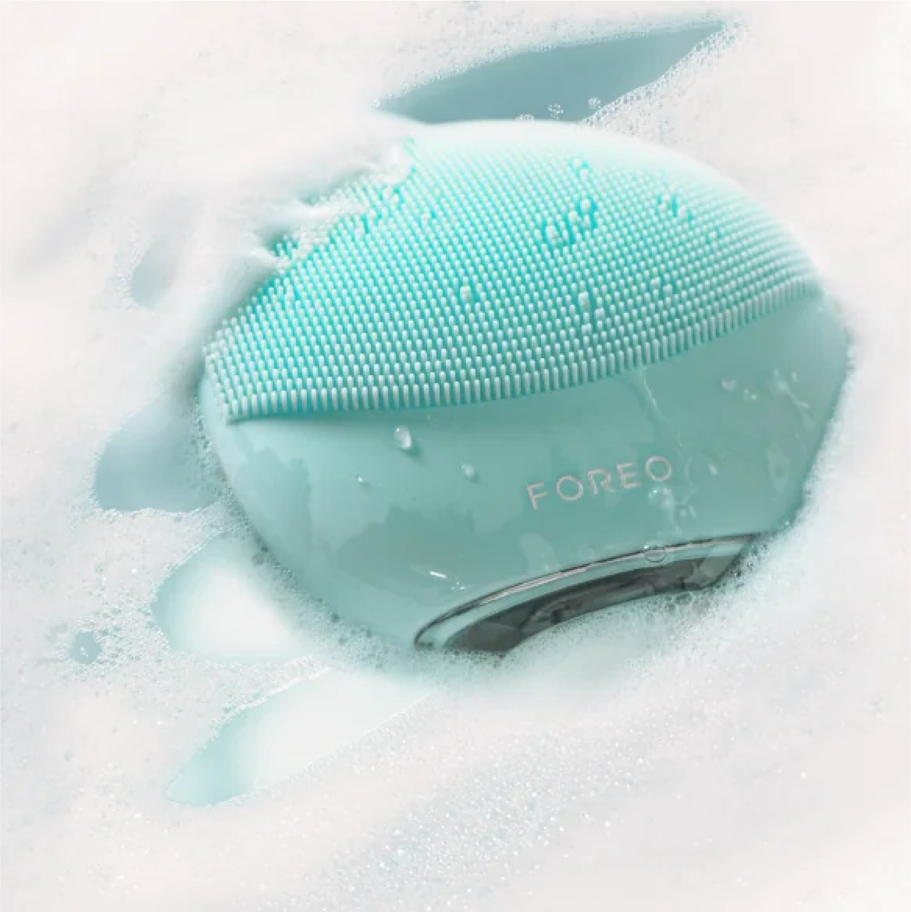 FOREO LUNA 4 Mini Facial Cleansing Massager - Arctic Blue