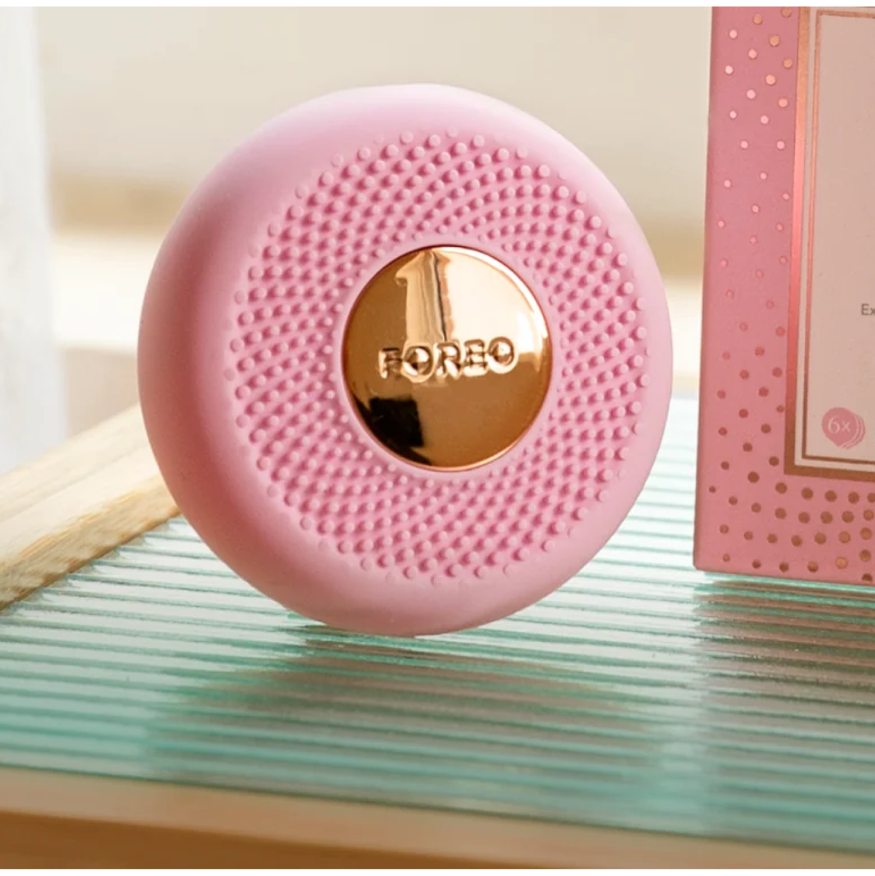 FOREO UFO 3 Mini Deep Facial Hydration Treatment - Pearl Pink