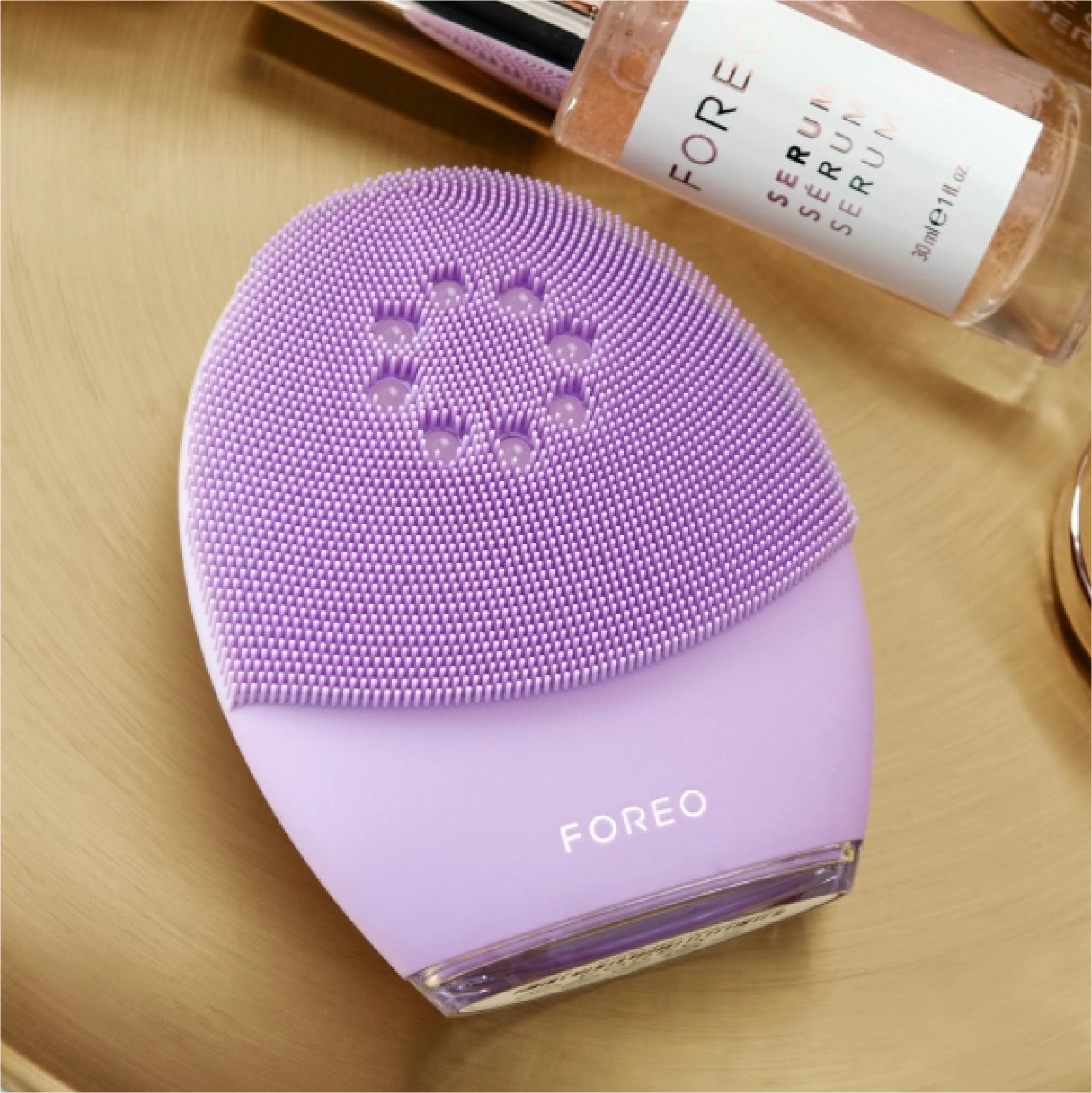 FOREO LUNA 4 Plus Smart Cleansing & Anti-Aging Device - Sensitive Skin