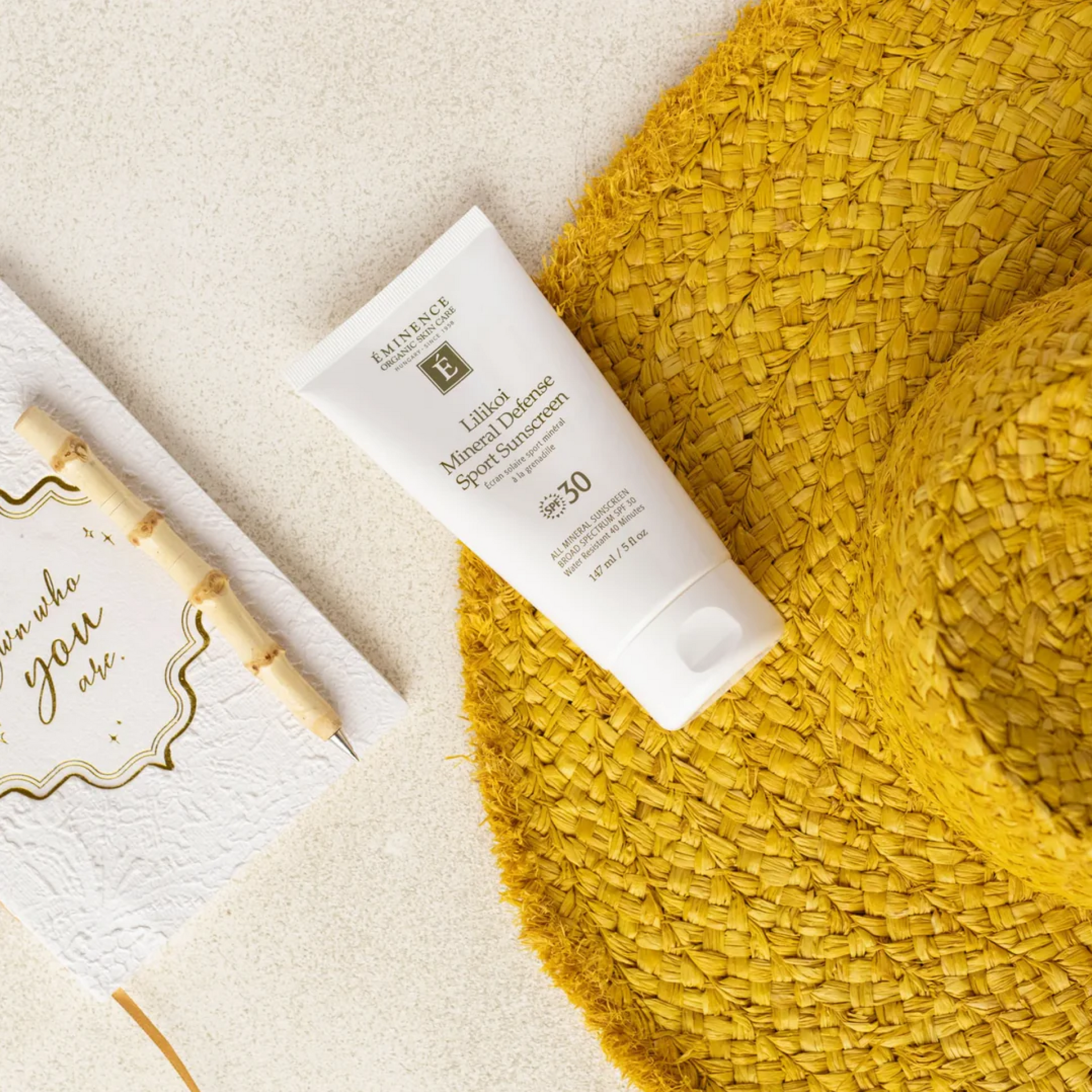 Écran solaire Eminence Lilikoi Mineral Defense Sport SPF 30