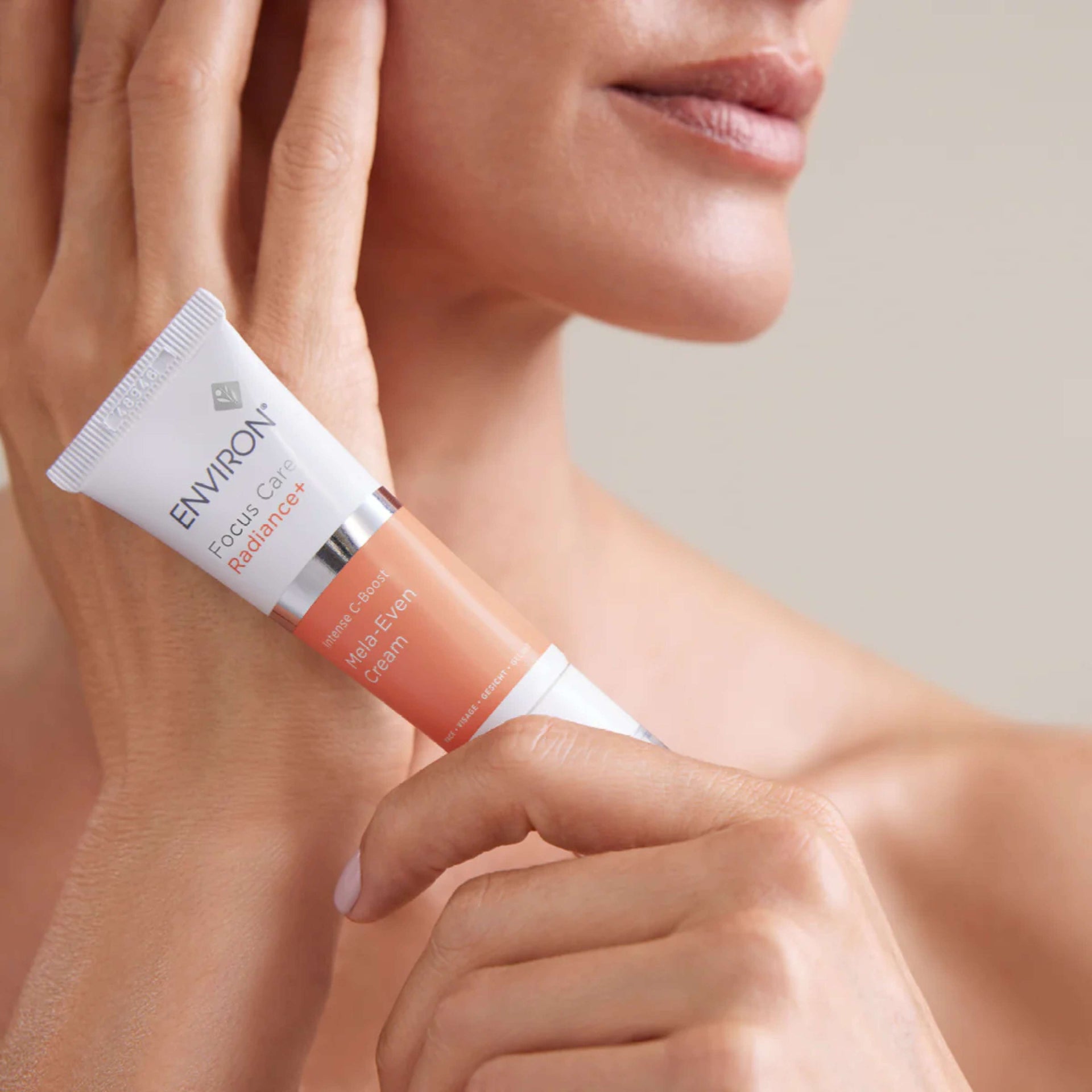 Environ Focus Care Radiance + ® crème Intense C-Boost Mela-Even