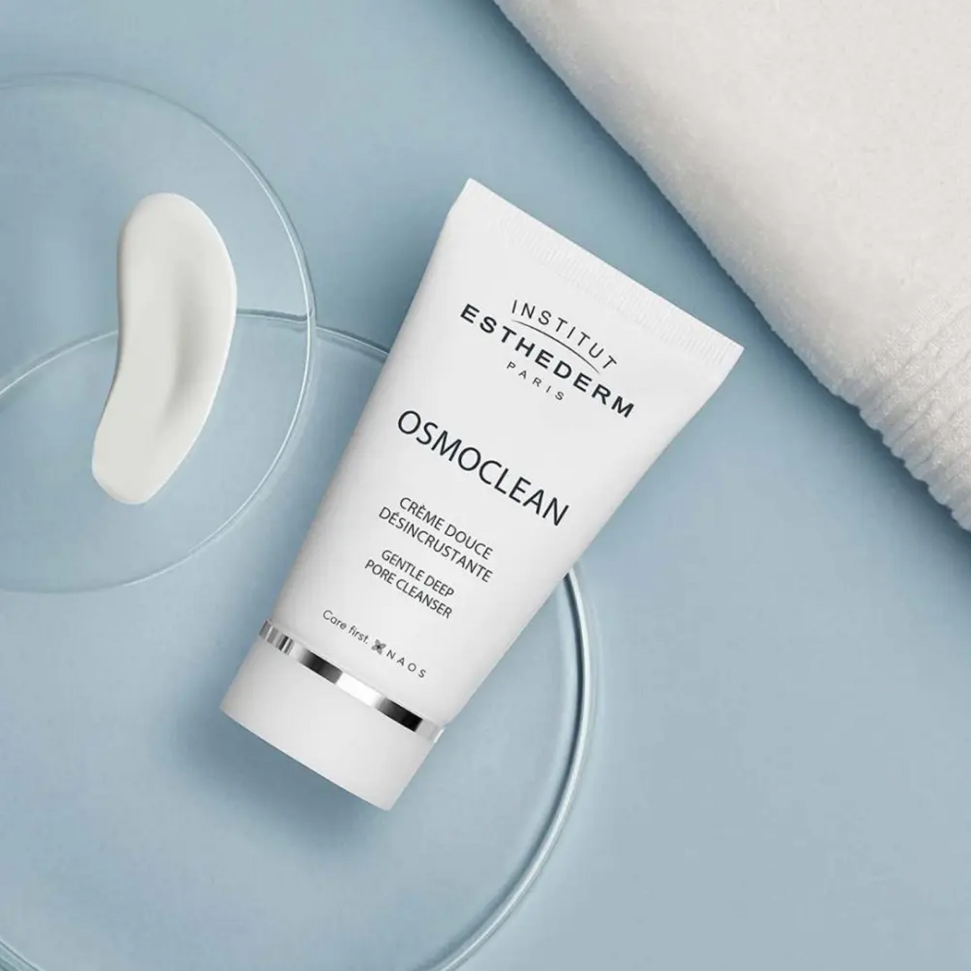 Nettoyant doux pour les pores profonds Esthederm