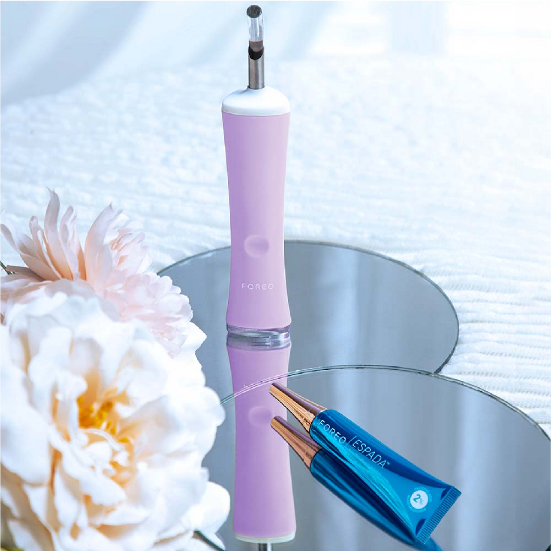 FOREO ESPADA 2 Plus Appareil de traitement ciblé de l’acné par luminothérapie LED bleue - Lavande