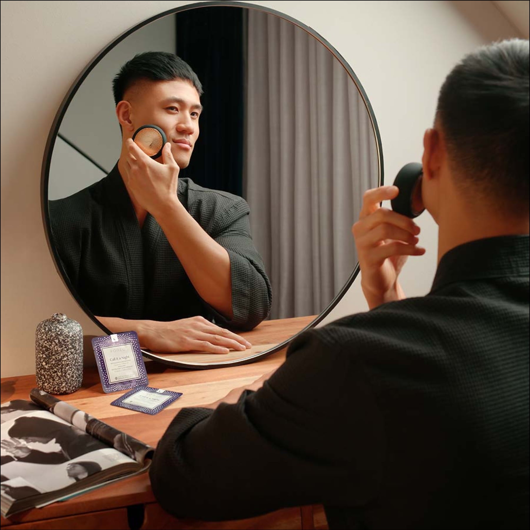 FOREO UFO 3 Soin d’hydratation faciale profonde - Noir